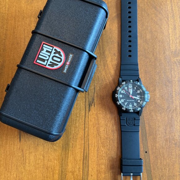 Luminox Leatherback SEA Turtle Giant XS.0321.L Mens Watch 44mm - Military Watch - Picture 4 of 5